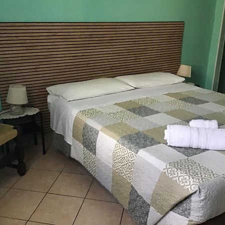 Achirina Bed And Breakfast Cisterna di Latina Exterior photo