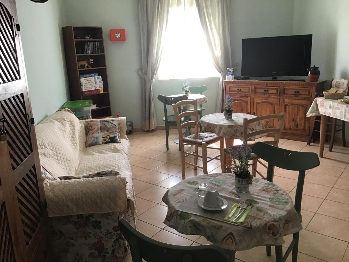 Achirina Bed And Breakfast Cisterna di Latina Exterior photo